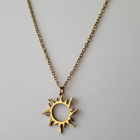 Gold Stainless Steel Sun Motif Jewelry Set — Necklace + Small Hoops - Picture 3 of 7